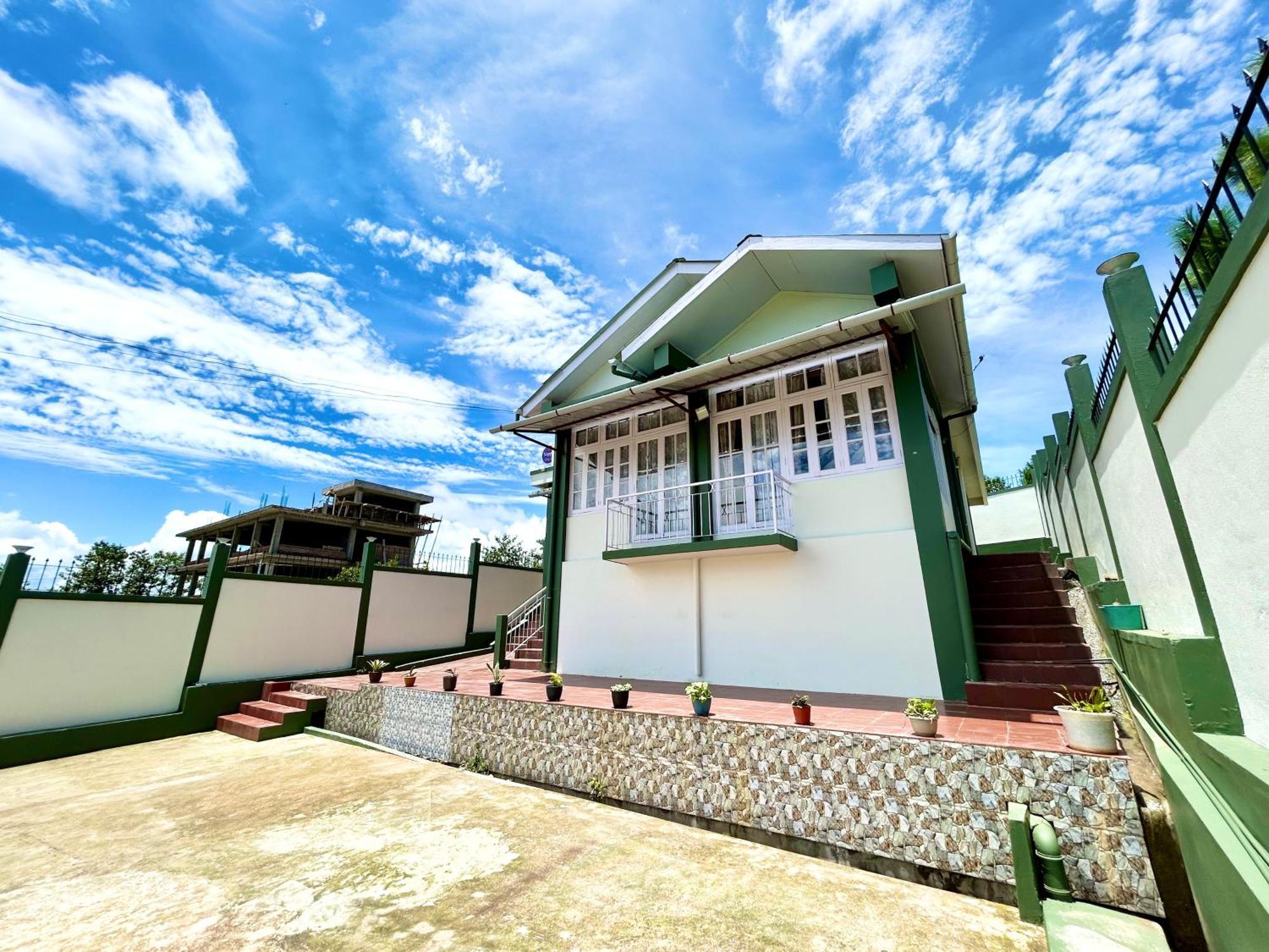 Yepplo Holiday Home - Complimentary Breakfast - 24 Hrs Caretaker & Power Backup Шиллонг Экстерьер фото