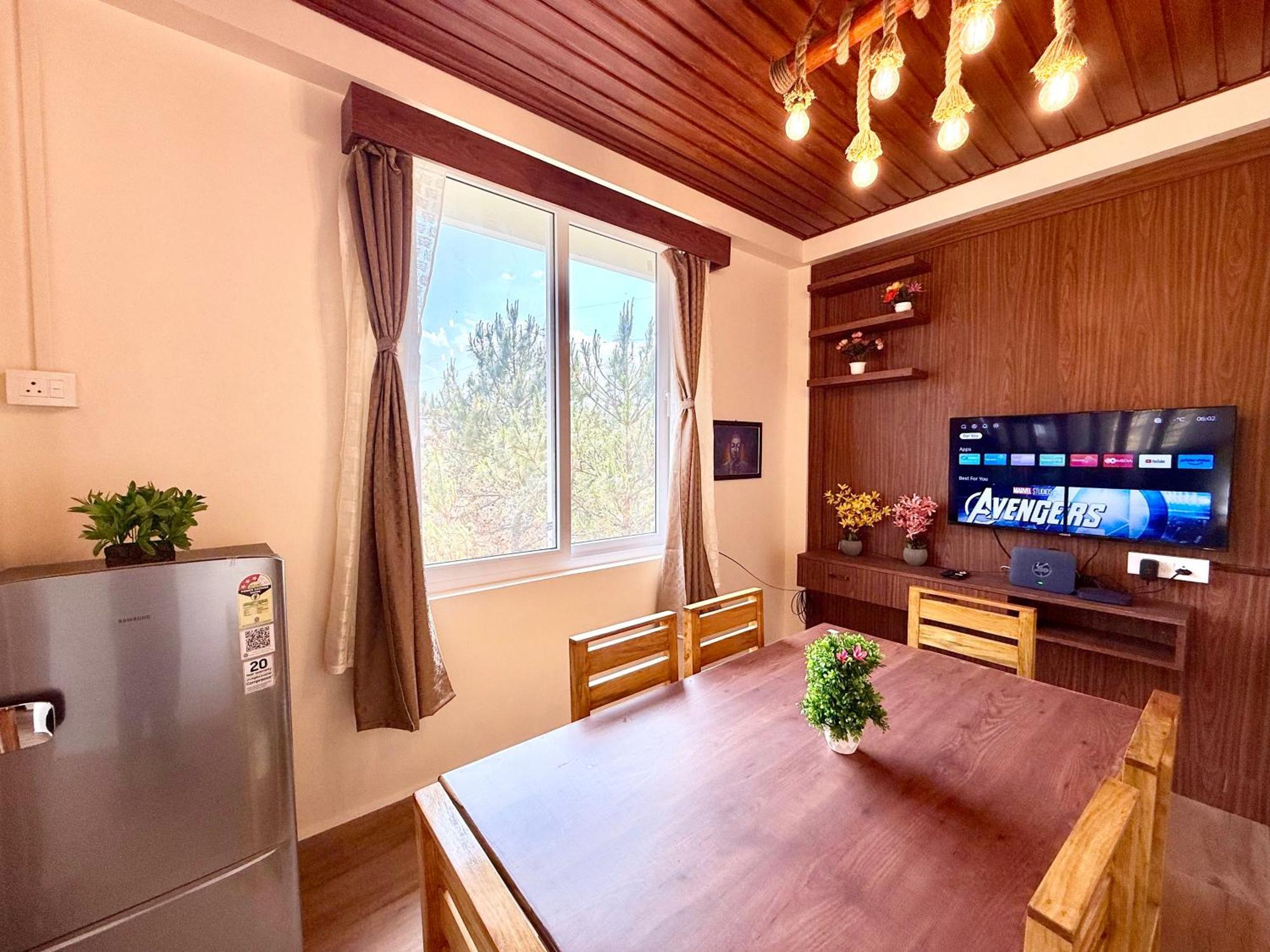 Yepplo Holiday Home - Complimentary Breakfast - 24 Hrs Caretaker & Power Backup Шиллонг Экстерьер фото